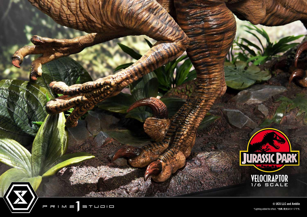 (PRE-ORDER) Prime 1 Studio Legacy Museum Collection Jurassic Park (Film) Velociraptor Attack 1/6 scale